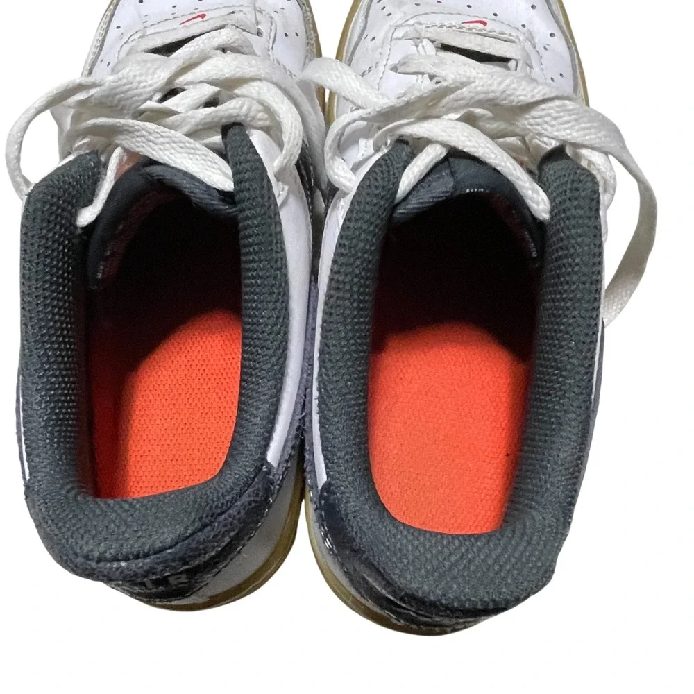 Nike Air Force 1 LV8 Go the Extra Smile Size 4.5‎ Youth